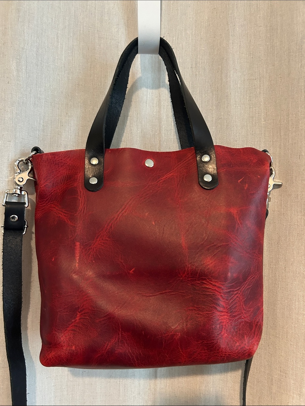 Jill’s Homestead Charger Red shorty tote leather - Picture 4 of 9